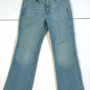 Women’s Gap VTG Flare High Rise Denim Light wash Jeans Size 27 4R